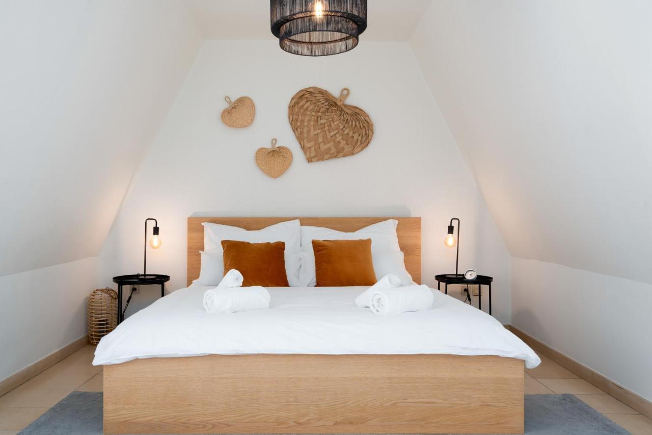 City Apartment 3 Bedroom, Kitchen, Wifi, Workspace, Coffee, Central Hasselt Bagian luar foto