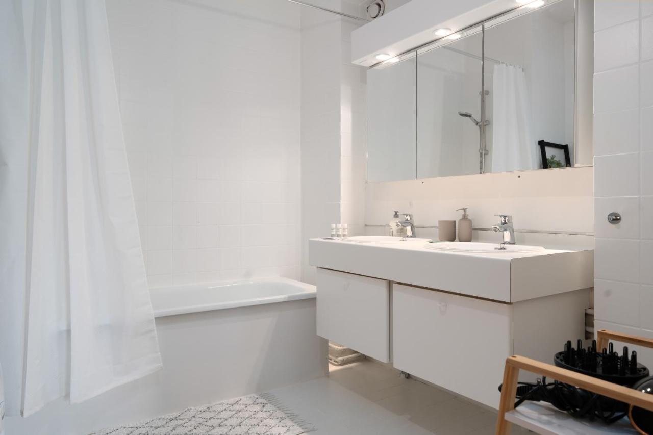 City Apartment 3 Bedroom, Kitchen, Wifi, Workspace, Coffee, Central Hasselt Bagian luar foto